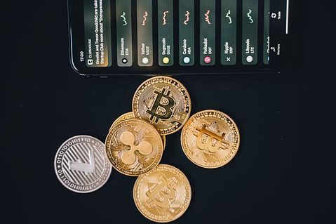 5 Most Profitable Cryptocurrency Stocks to Buy Now