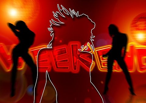 silhouette-447489_640