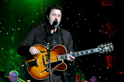 gill, music, charlotte, songwriter, christian, musician, star, christmas, celebrity, grant, performer, stage, famous, act, country, vince, singer, artist, live, amy, performance, concert