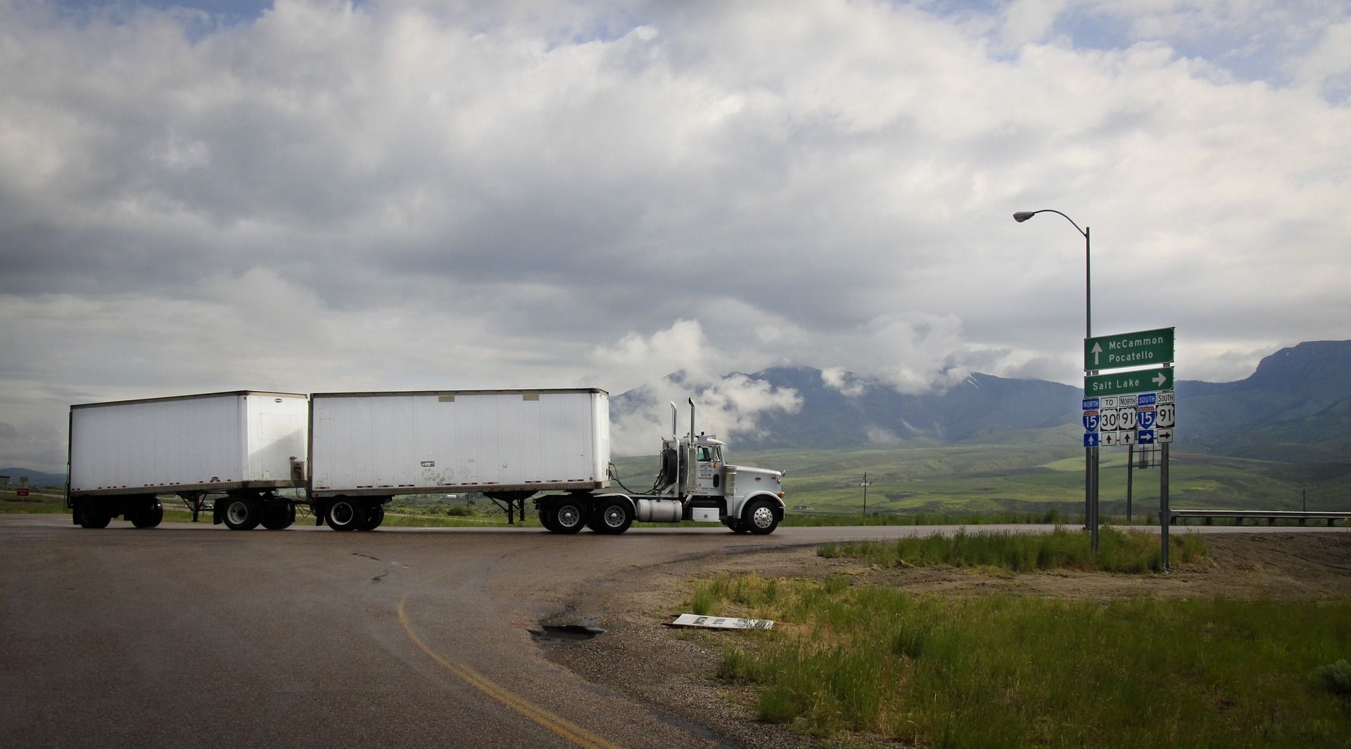 Einride is integrating advanced computing power to manage its growing electric and autonomous fleet.