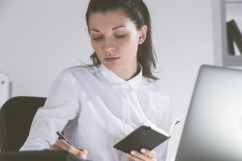 10 Easiest Finance Jobs to Get Without Experience