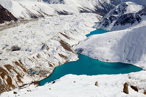 O'SHI/Shutterstock.com 