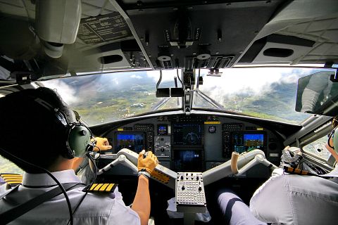 15 Best States For Airline Pilots, Copilots, and Flight Engineers
