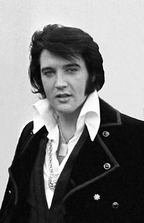elvis-presley-401920_1280 6 Elvis Presley Conspiracy Theories
