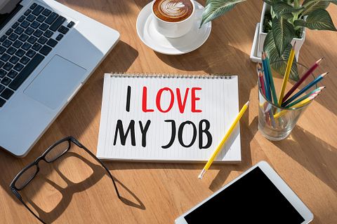 11 Jobs That Pay $10 an Hour With no Experience