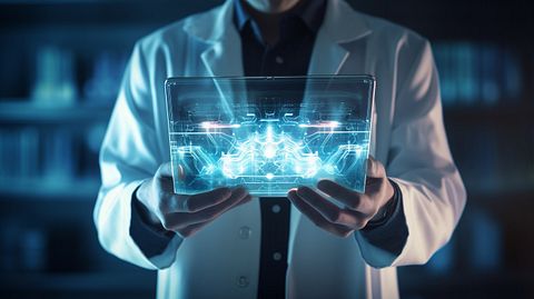 Performant Healthcare Draws Buy Rating Despite Insider Sell-Off