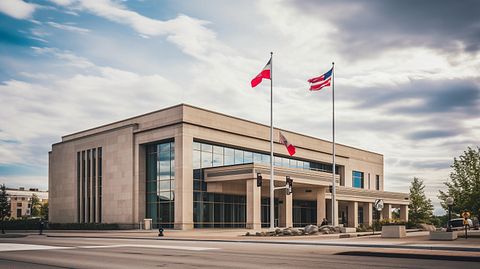 German American Bancorp, Inc. (GABC): Among Small-Cap Stocks Insiders Were Buying in Q1 2025