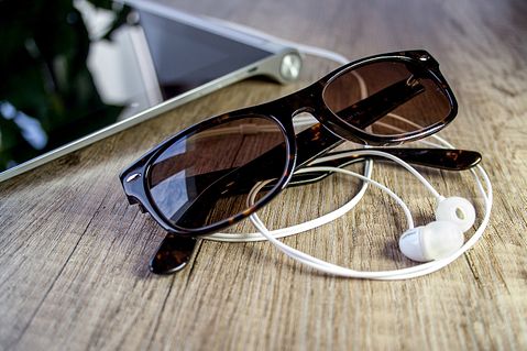 Best Headphones Under $100 SOL REPUBLIC 1211-03 Headphones