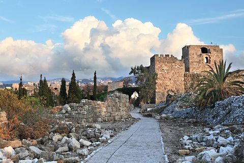 diak/Shutterstock.com 