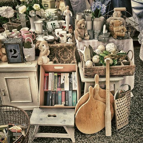 10 Biggest Flea Markets in The US
