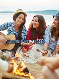 11 Easy Acoustic Guitar Songs for Beginners: Summer Campfire Songs