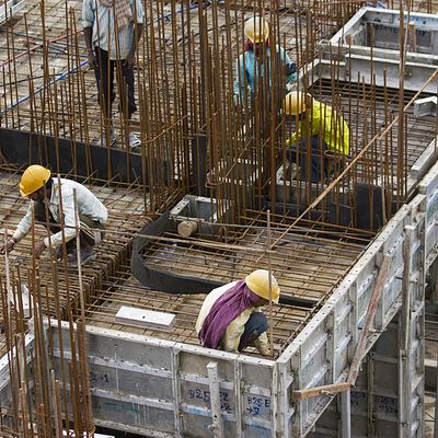 8 Best Construction & Engineering Stocks to Buy According to Wall Street