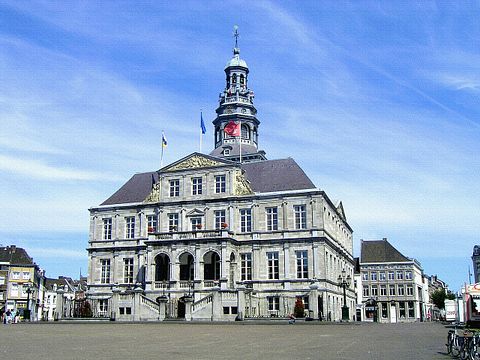 maastricht-426122_1280