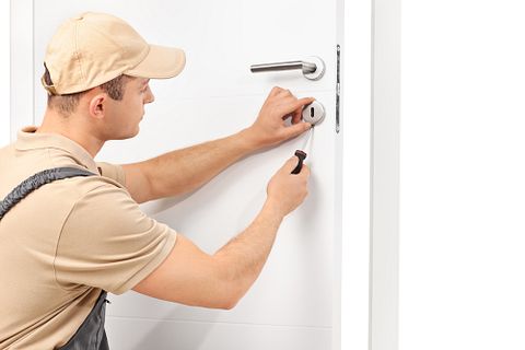 locksmith, worker, door, isolated, manual, technician, lock, guy, gate, white, hat, tool, concept, adult, cap, studio, repairing, repairman, male, one, handle, screwdriver, 11 Fastest Growing Franchises Of 2015