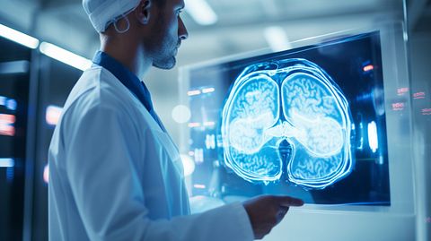 Is Cytokinetics, Incorporated (NASDAQ:CYTK) Best Mid-cap Healthcare Stock To Buy Now?