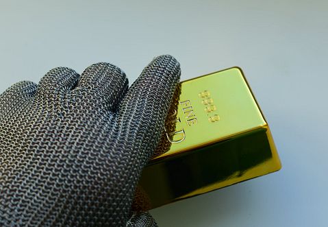 Is Agnico Eagle Mines Limited (AEM) Goldman Sachs Top Gold Stock Amid Finland Expansion