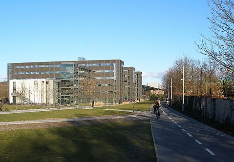800px-Copenhagen_business_school