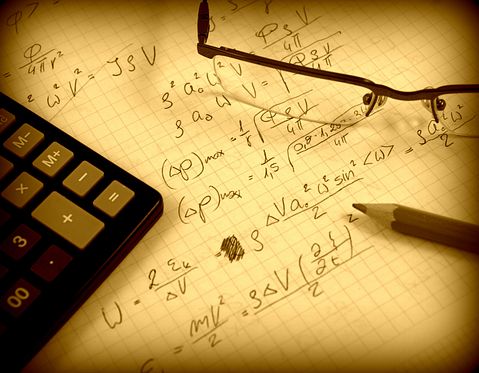  Gieraryhir/Shutterstock.com