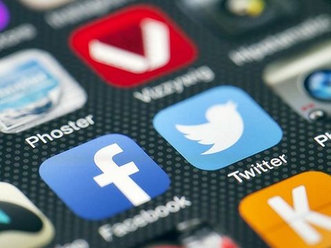 Twitter, is TWTR a good stock to buy, S&P, junk debt, Brian Sullivan, 