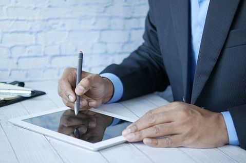 DocuSign (DOCU) Puts Contract Automation Inside Perplexity’s New AI Agent for Lawyers