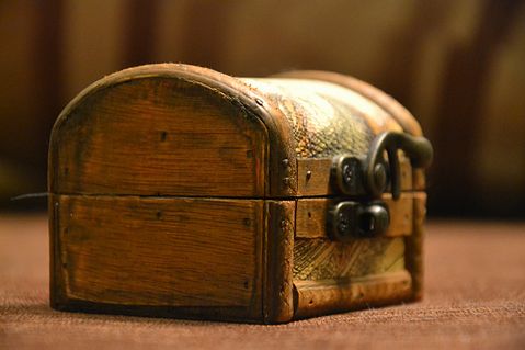 coffer-281247_1280