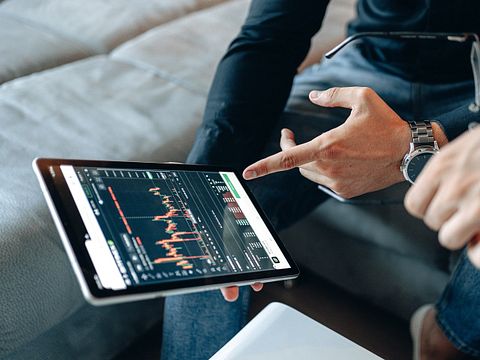 8 Must-Buy Small Cap Stocks to Buy