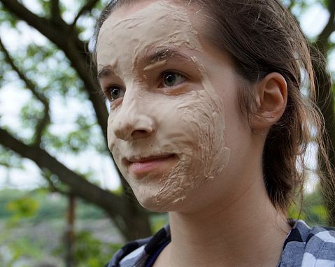 girl-781154_1280