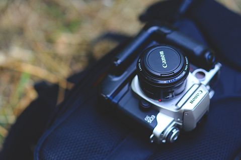 13 Best Small Lightweight Digital SLR Cameras