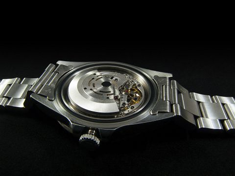 mechanics-463011_1920 11 Watches Most Popular with Celebrities