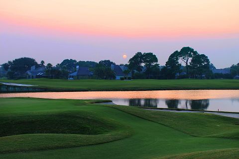 sunset-over-the-golf-course-644477_1920