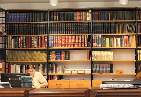25 Best States For Librarians