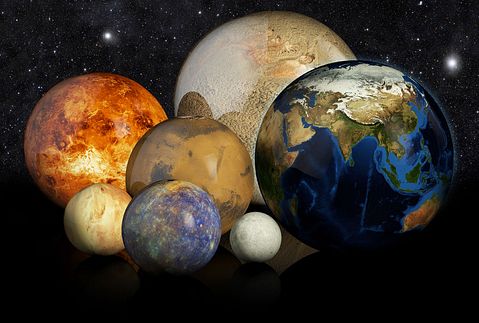 How Many Earths Can Fit In Jupiter and Jupiter's Red Spot? 